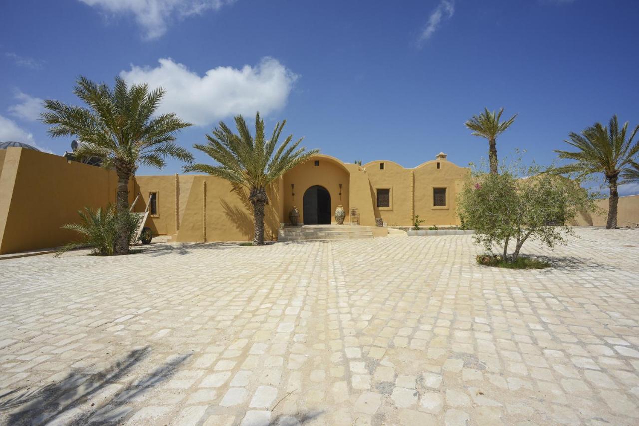 Riadh Dar Almassa Villa Mellita  ภายนอก รูปภาพ